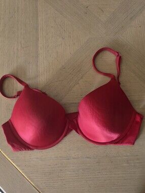 Pre Owned Victoria's Secret Perfect One Full Coverage Bra Size 38C